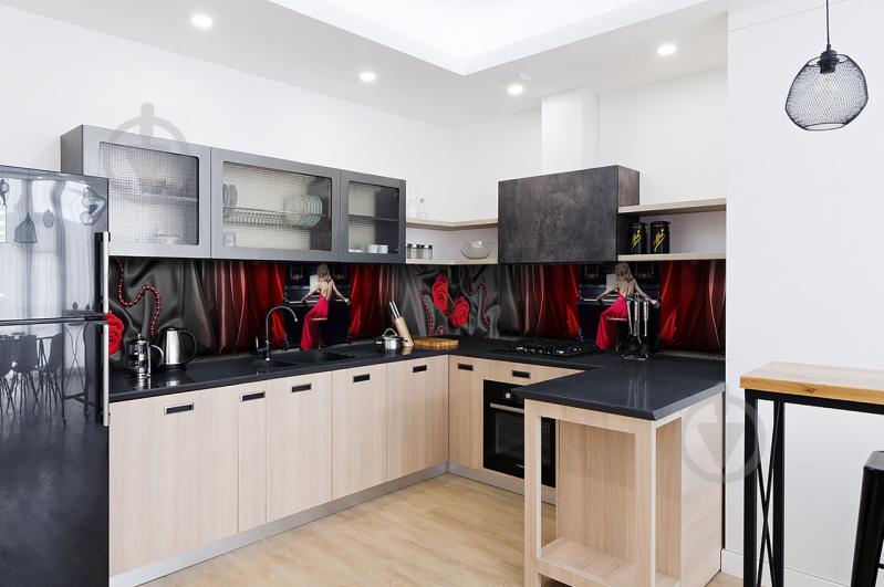 Скинали на кухню Zatarga «Черный Шелк» 600х3000 мм виниловая 3Д наклейка кухонный фартук самоклеящаяся Z180454/2 Скинали на кухню Zatarga «Черный Шелк» 600х3000 мм виниловая 3Д наклейка кухонный фартук самоклеящаяся Z180454/2