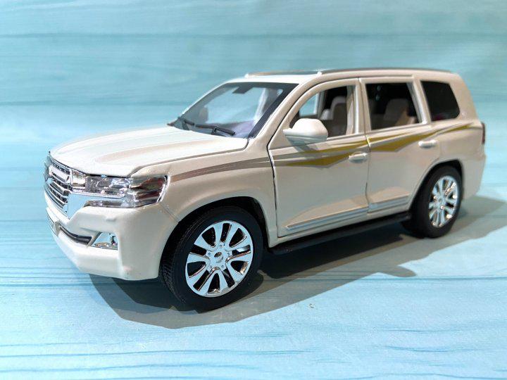 Машина TK Union Group Тойота Land Cruiser EL 9218 1:24 Белый (40661510)