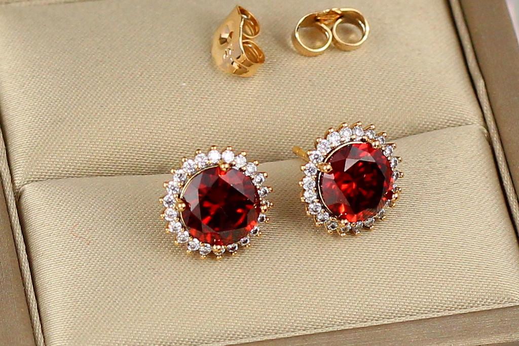 Серьги гвоздики Xuping Jewelry Подсолнух с красным камнем 1,2 см Золотистый