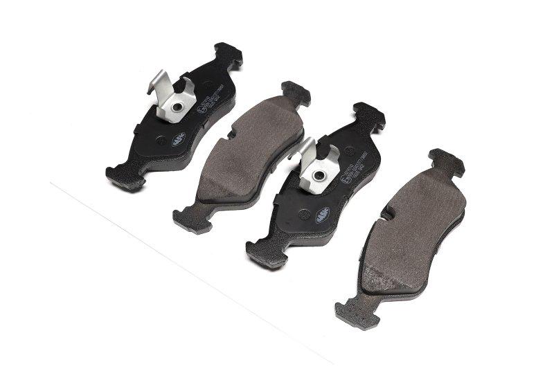 Колодки тормозные дисковые Daewoo Lanos 1.6 передние (6216142 SASIC)