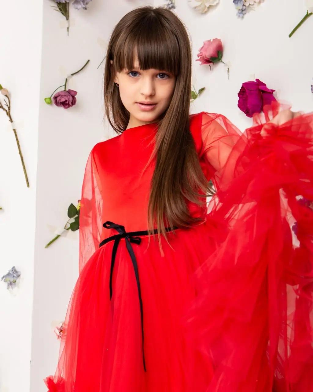 Платье праздничное для девочки 140 см Красный