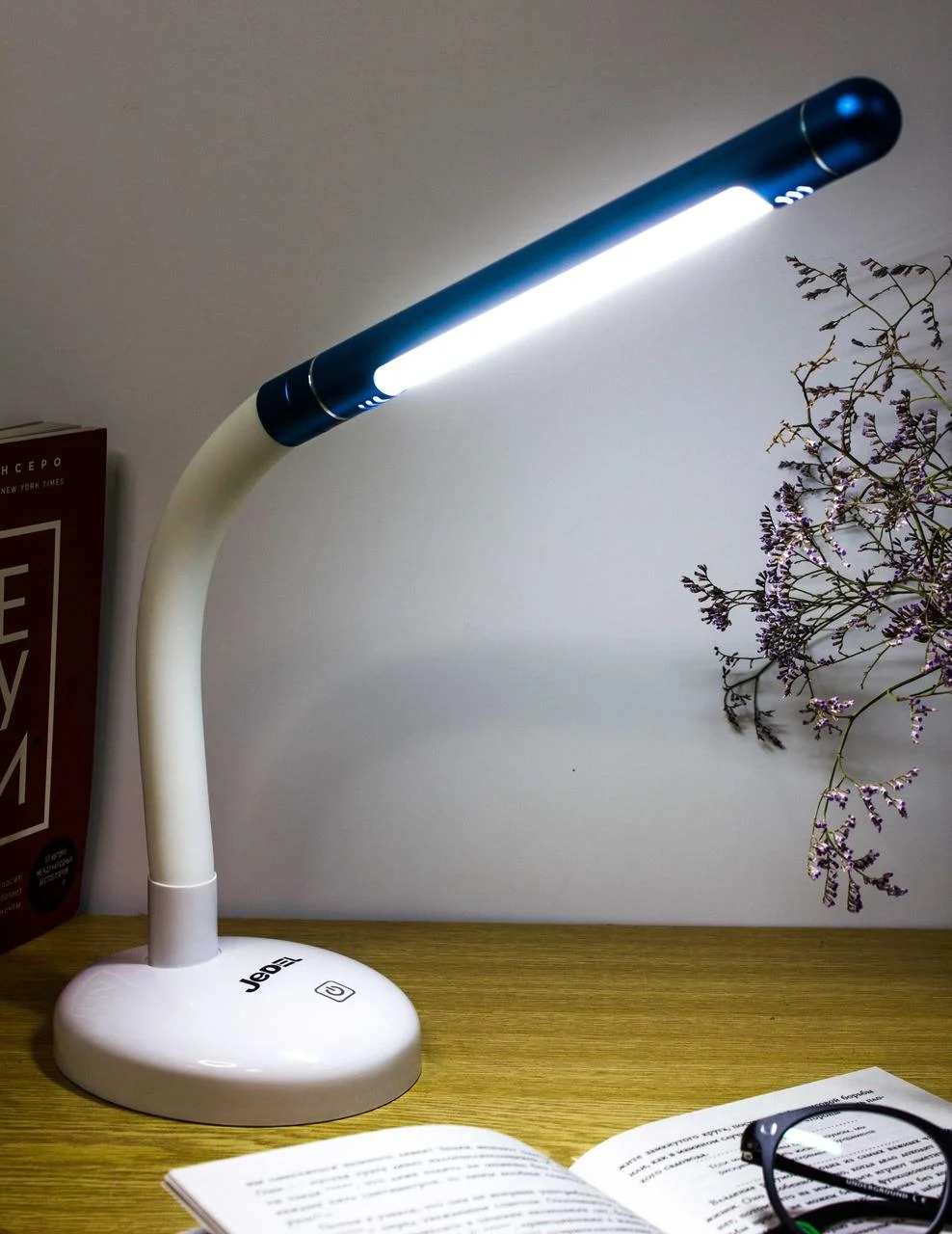 Лампа настольная LED JEDEL DL-902 светодиодная Белый (38221del)