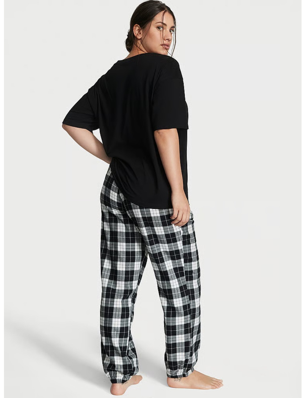 Піжама жіноча Victoria's Secret Flannel Jogger Tee-Jama Set фланель/котон L Чорний з Білим (17529119) - фото 2