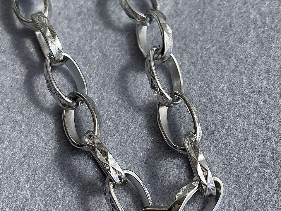 Цепь из нержавеющей стали 16х10 мм из нержавеющей стали Цепь из нержавеющей стали 16х10 мм из нержавеющей стали