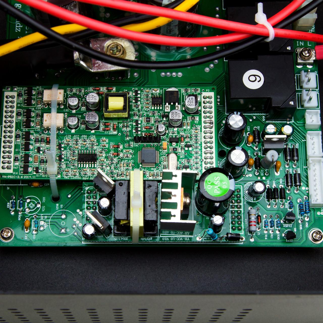 ИБП Logicpower LPY-W-PSW-5000VA+ 3500Вт 10A/20A с правильной синусоидой 12В - фото 5