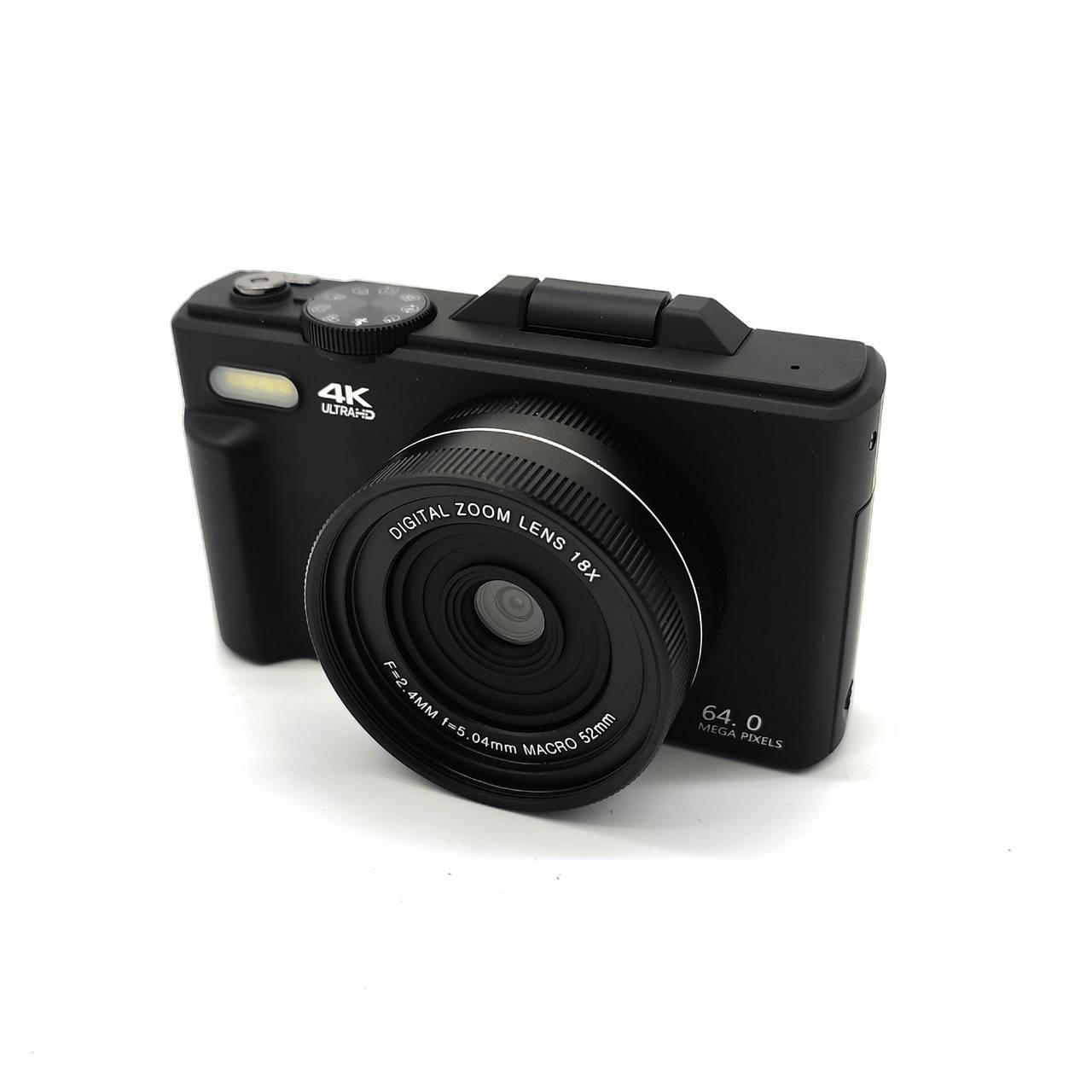 Фотокамера 4к з SD картою 64 GB та сумкою