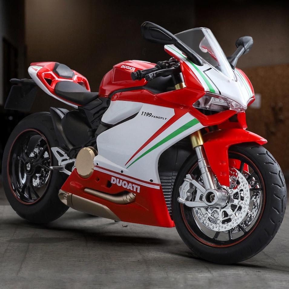 Мотоцикл TK Group Ducati 1199 Panigale 1:12 з металу з пластиком (2657882115) - фото 2 Мотоцикл TK Group Ducati 1199 Panigale 1:12 з металу з пластиком (2657882115) - фото 2
