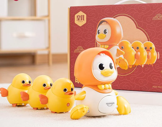 Игрушка интерактивная музыкальная Huanger Мама утка с утятами Желтый