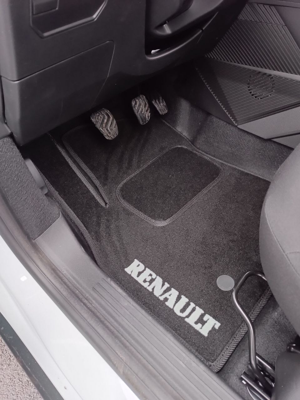 Килимки в салон ворсові для Renault Duster 2025 5 шт. Чорний (27327259)