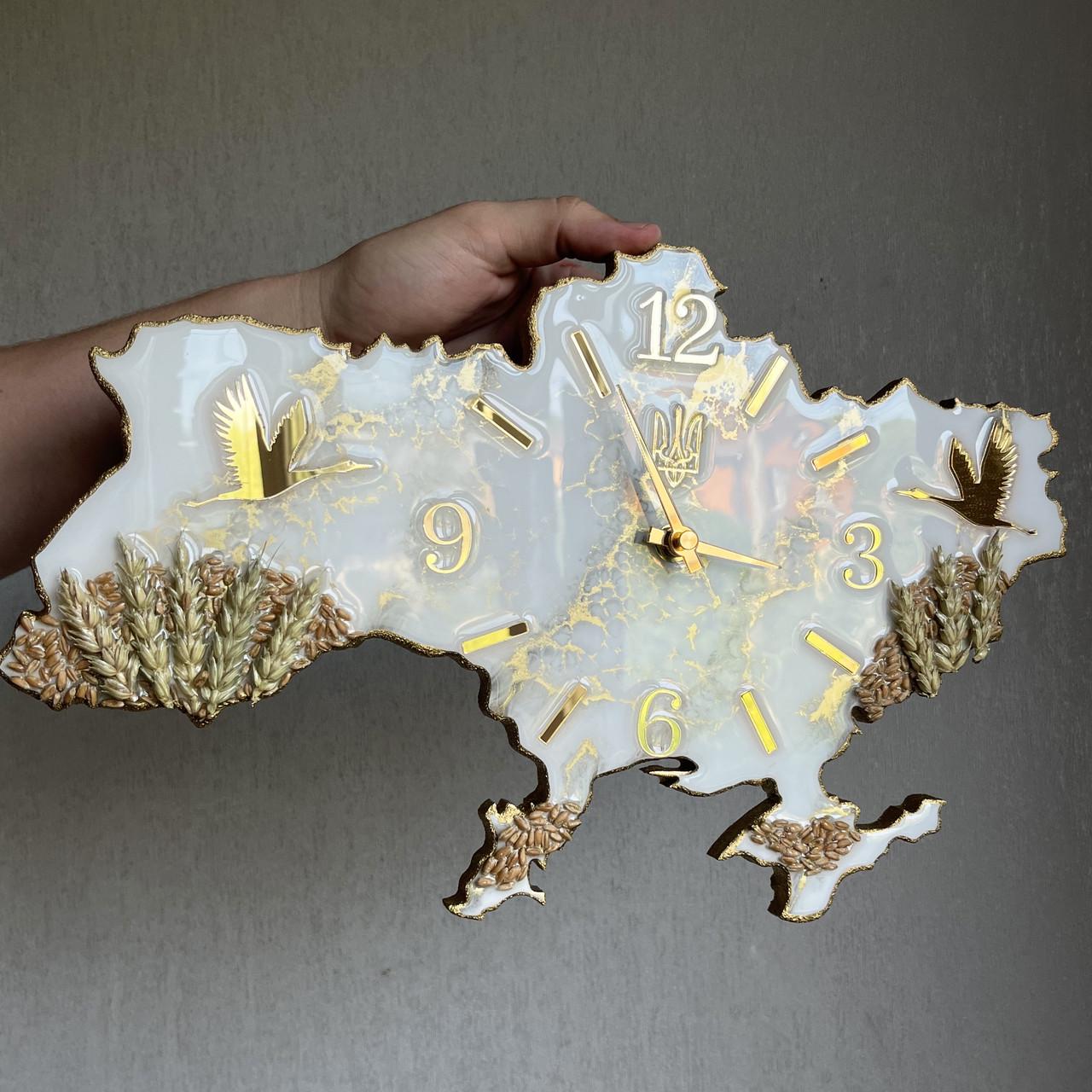 Часы настенные из эпоксидной смолы Карта Украины 50x32 см