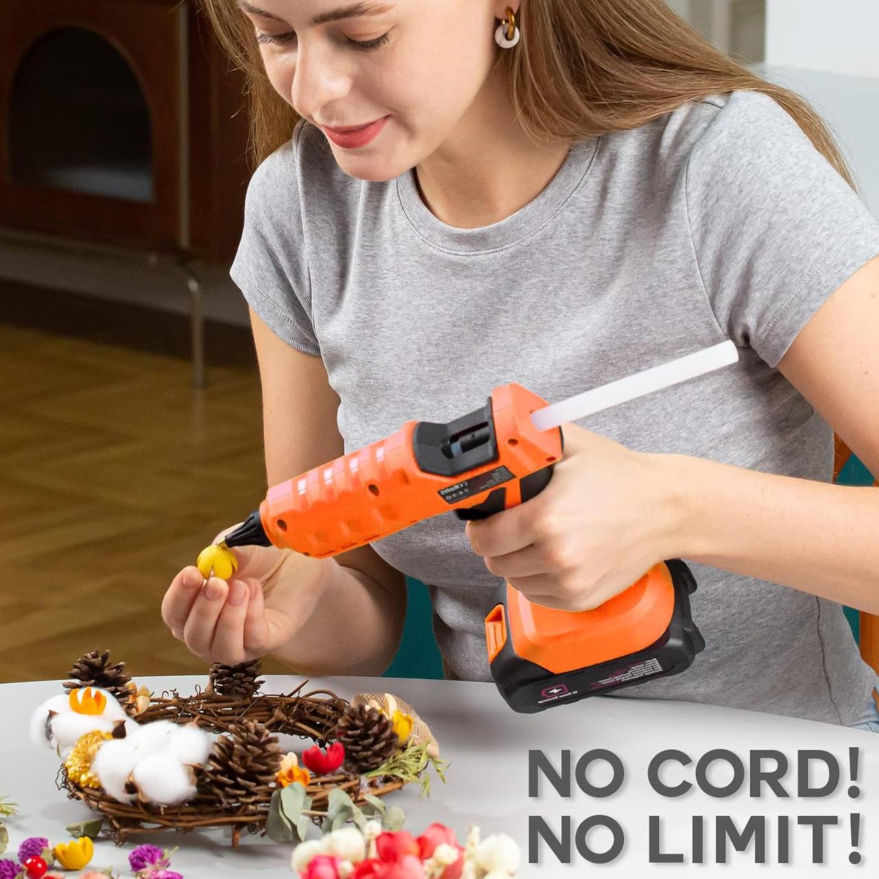 Пістолет клейовий бездротовий 20 В з 30 стрижнями - фото 2 Пістолет клейовий бездротовий 20 В з 30 стрижнями - фото 2