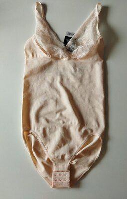 Боді безшовне коригуюче Esmara M