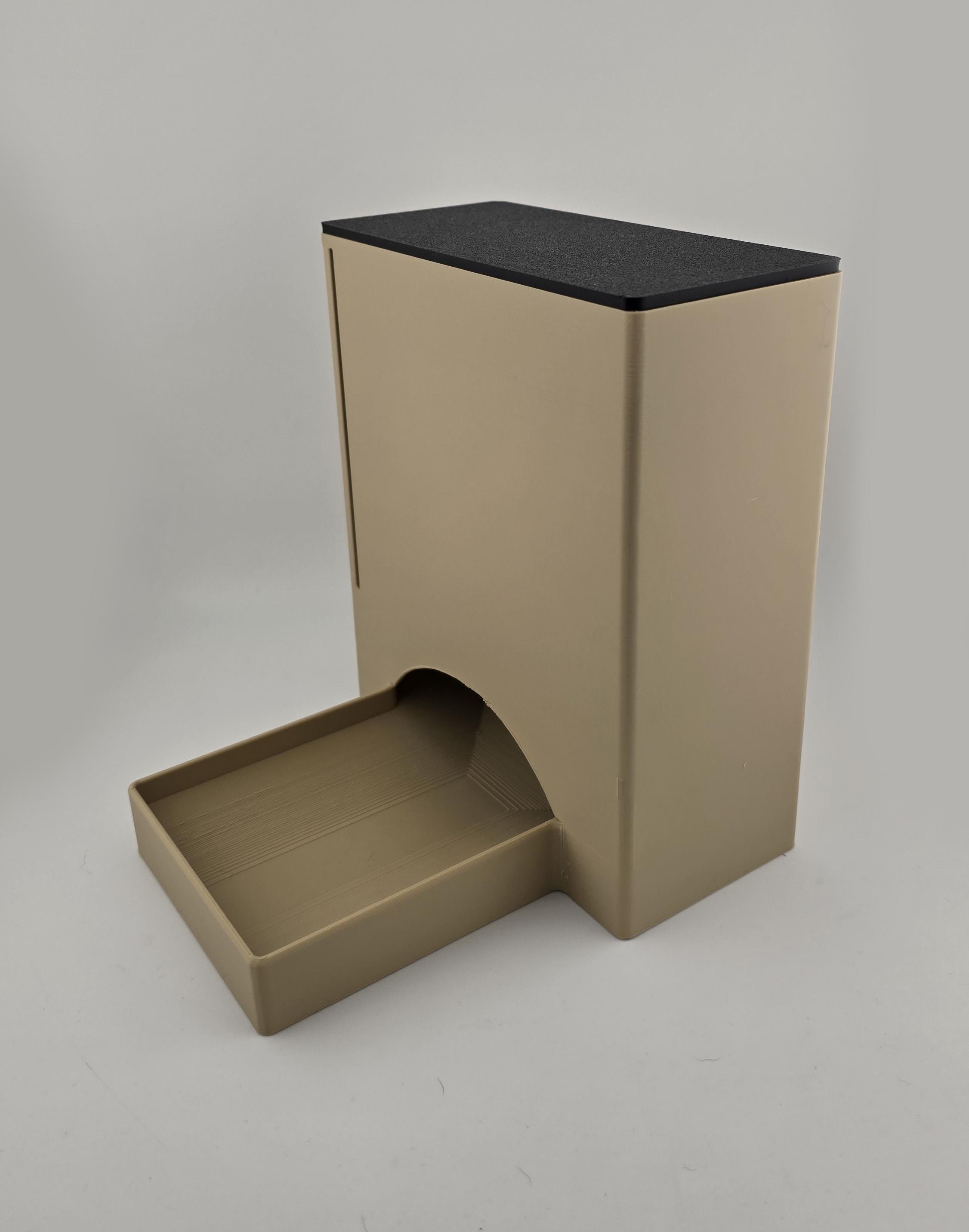 Современный дозатор для сухого корма для кошек (0201)