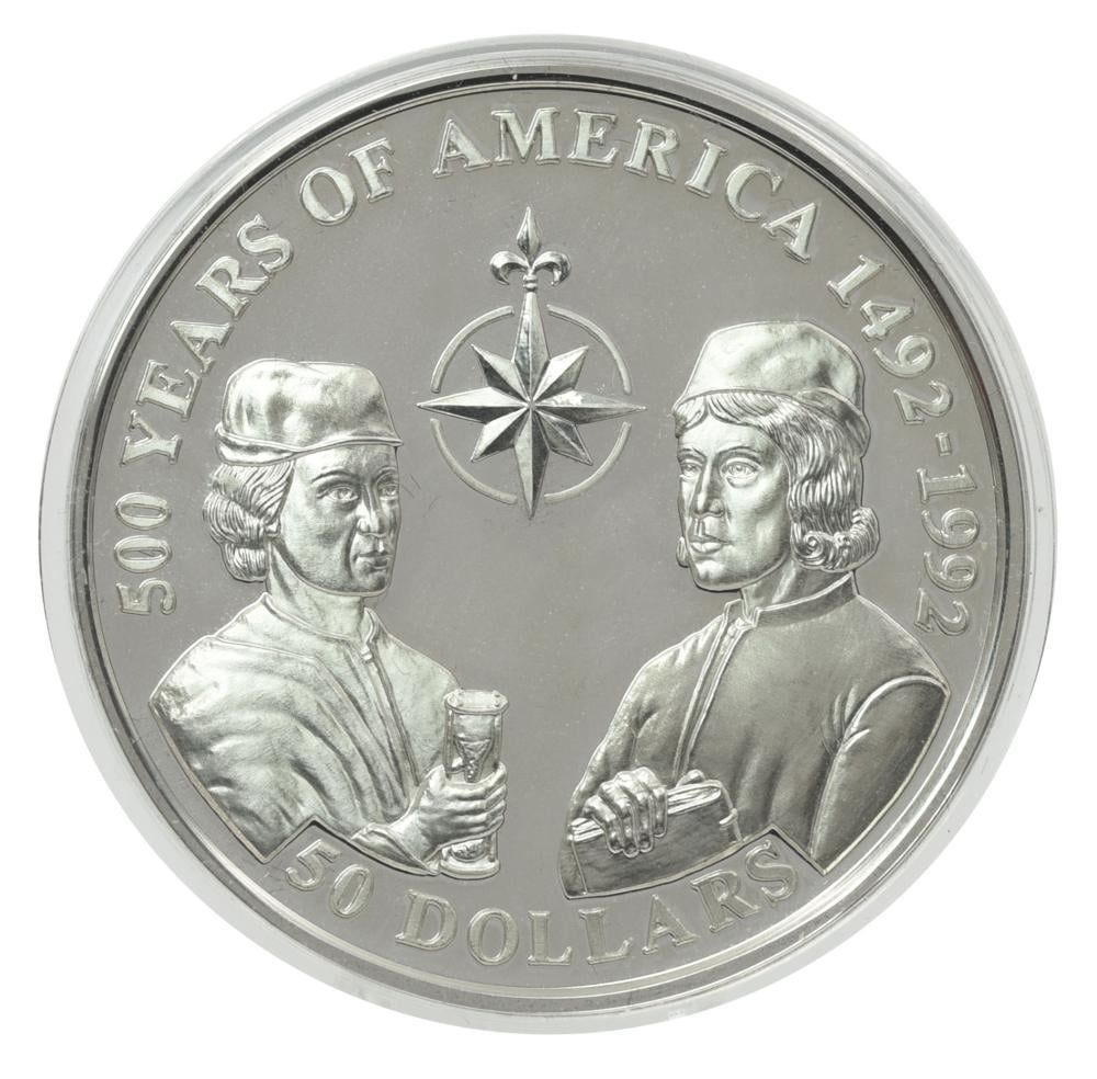 Коллекционная монета Острова Кука 50 долларов 1993 серебро Proof 500 лет Открытию Америки-Братья Пинсон (М22630) Коллекционная монета Острова Кука 50 долларов 1993 серебро Proof 500 лет Открытию Америки-Братья Пинсон (М22630)