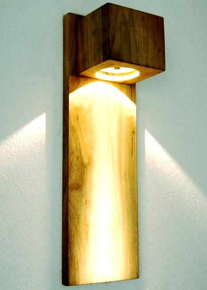 Світильник настінний з дерева Мейнард Мускат (БРА-005107)