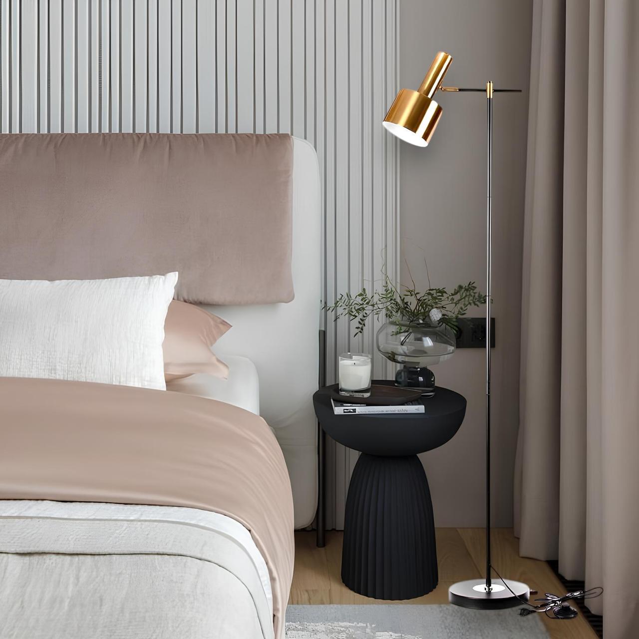 Торшер Svet з поворотним плафоном з металу під лампу Е27 Чорний/Золотий (SWT-3055 BK+GD) - фото 2 Торшер Svet з поворотним плафоном з металу під лампу Е27 Чорний/Золотий (SWT-3055 BK+GD) - фото 2