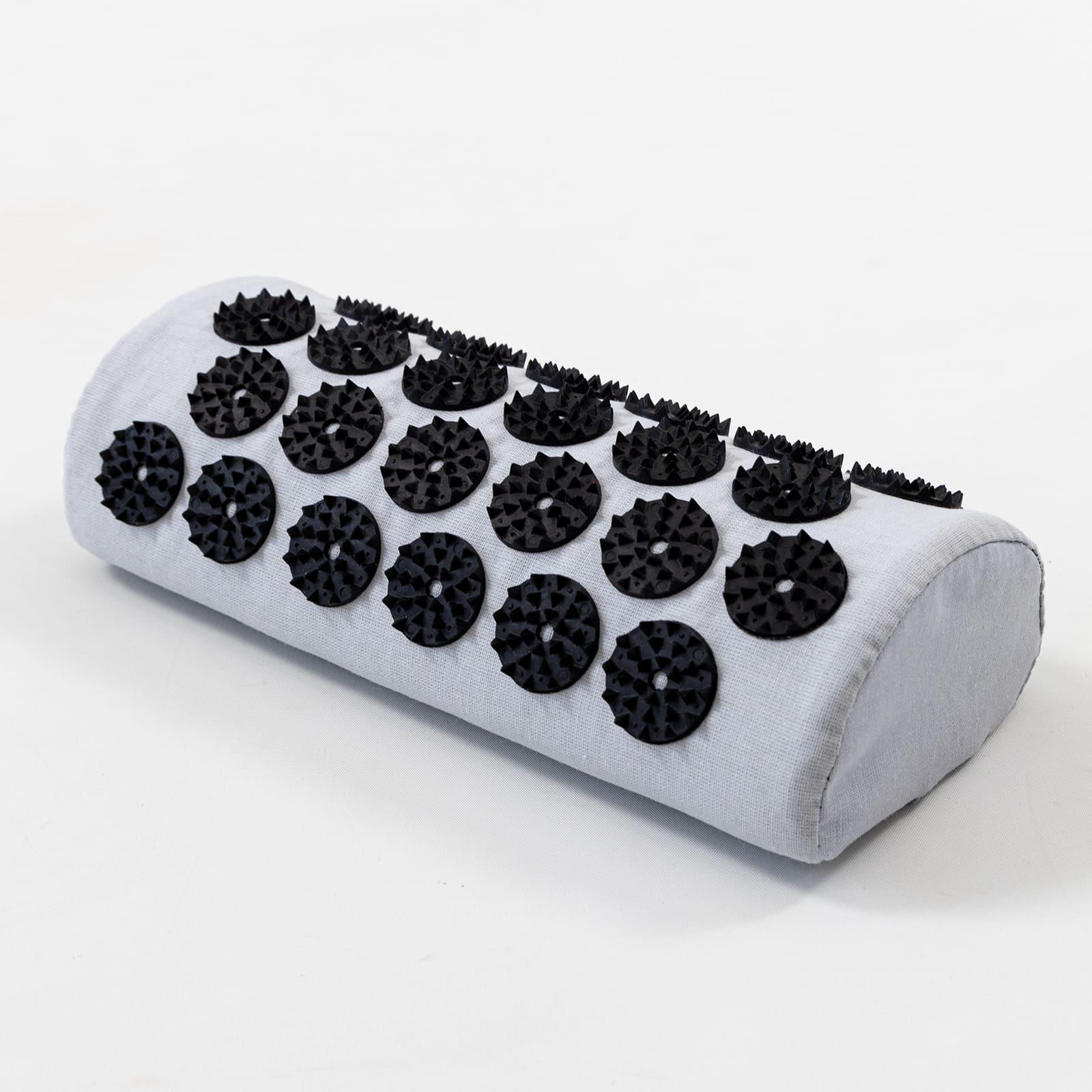 Масажний килимок OSPORT аплікатор Кузнєцова і валик масажер для спини/шиї/ніг/стоп/голови/тіла Сіро-чорний (n-0141) - фото 4 Масажний килимок OSPORT аплікатор Кузнєцова і валик масажер для спини/шиї/ніг/стоп/голови/тіла Сіро-чорний (n-0141) - фото 4