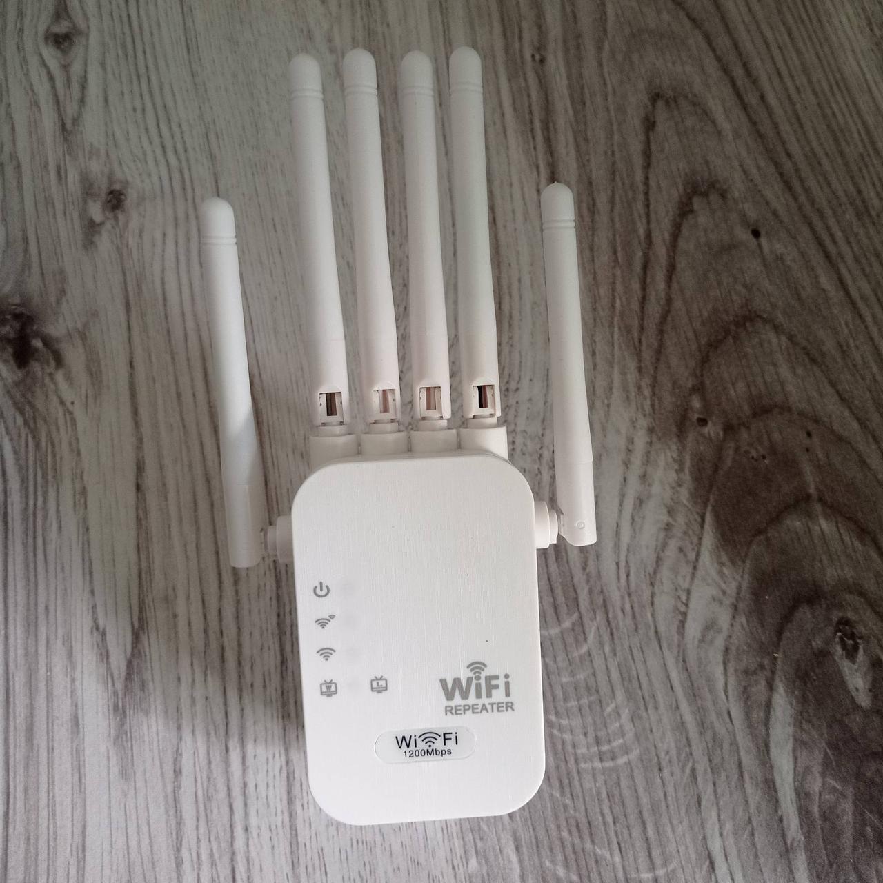 Ретранслятор бездротовий двохдіапазонний Wi-Fi 1200Mbps 2.4G + 5G Білий (2729781168) - фото 7 Ретранслятор бездротовий двохдіапазонний Wi-Fi 1200Mbps 2.4G + 5G Білий (2729781168) - фото 7