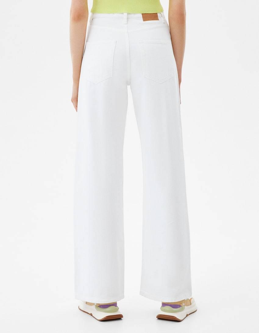 Джинсы Bershka Wide leg flowing twill trousers р. 40 Белый - фото 2