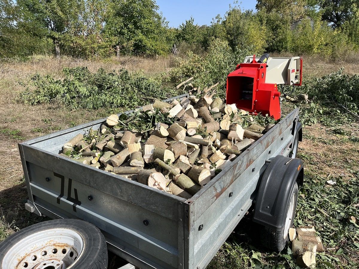 Подрібнювач гілок Arpal на дрова з бензиновим двигуном (AM-120БД) - фото 3 Подрібнювач гілок Arpal на дрова з бензиновим двигуном (AM-120БД) - фото 3