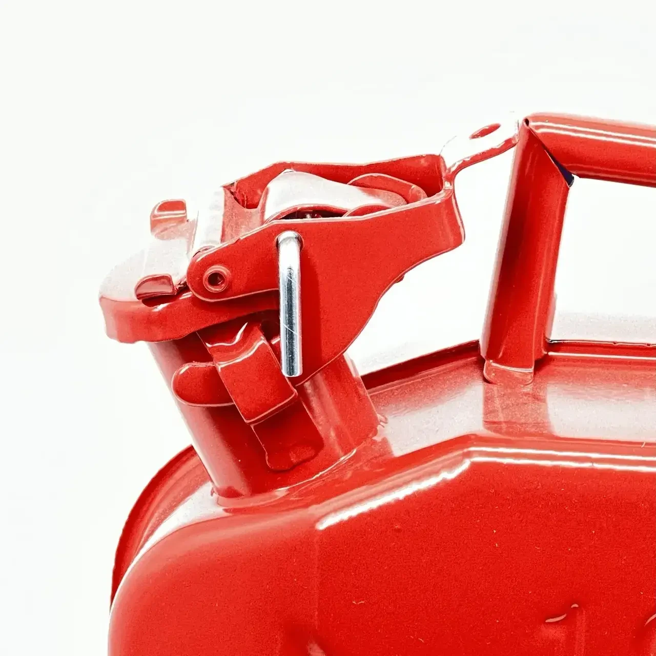 Каністра вертикальна металева REDFOX 10L для техніки та інструменту 10 л (REDFOX10L) - фото 5 Каністра вертикальна металева REDFOX 10L для техніки та інструменту 10 л (REDFOX10L) - фото 5