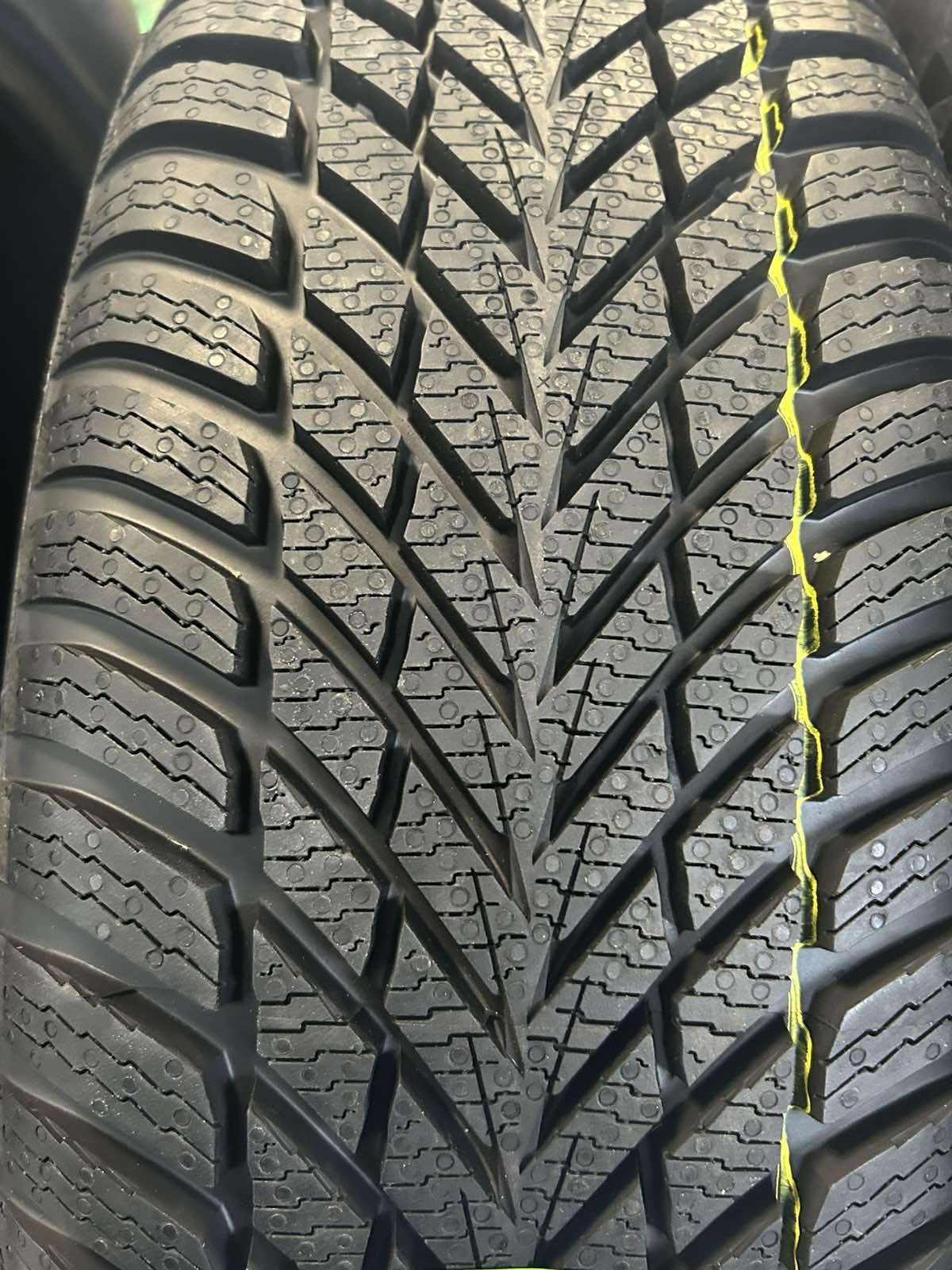 Шина зимова Nokian 2 195/65 R15 91T - фото 2 Шина зимова Nokian 2 195/65 R15 91T - фото 2