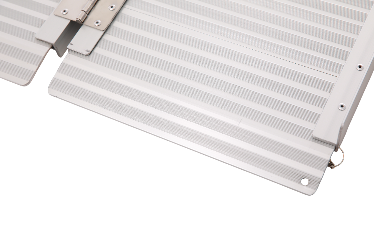 Рампа складана алюмінієва для інвалідних візків 150 см (MED1-SC-WTB01) - фото 5 Рампа складана алюмінієва для інвалідних візків 150 см (MED1-SC-WTB01) - фото 5