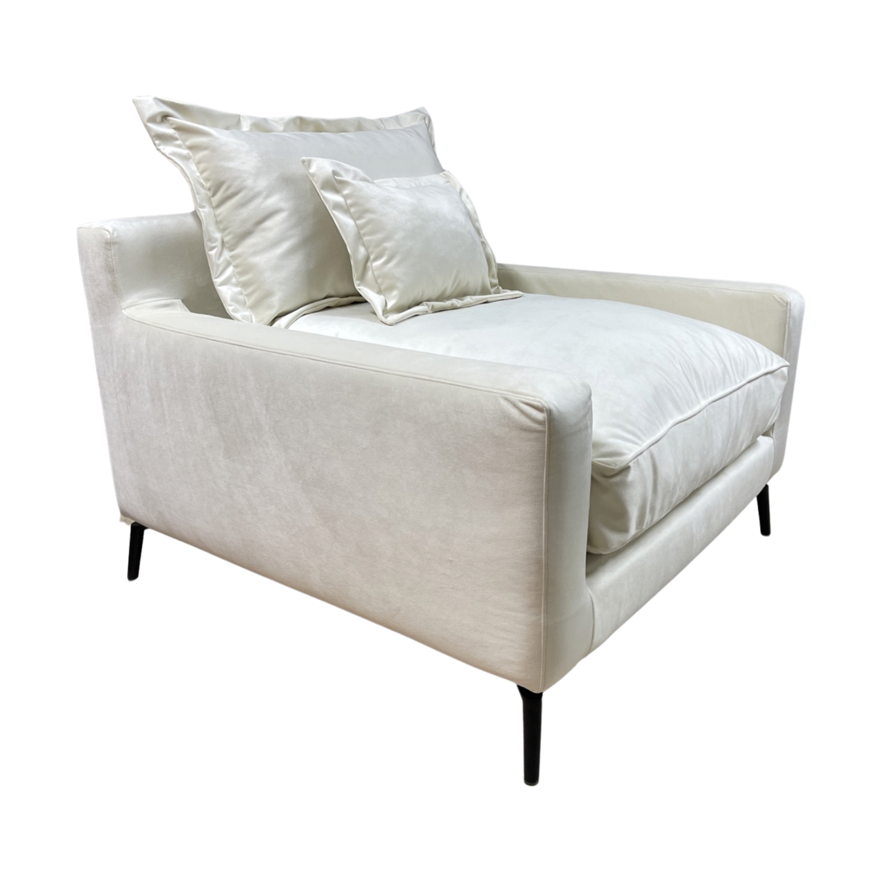 Мягкое кресло MeBelle KAMAL арт-деко/модерн велюр Молочный (A_009_w) - фото 2 Мягкое кресло MeBelle KAMAL арт-деко/модерн велюр Молочный (A_009_w) - фото 2