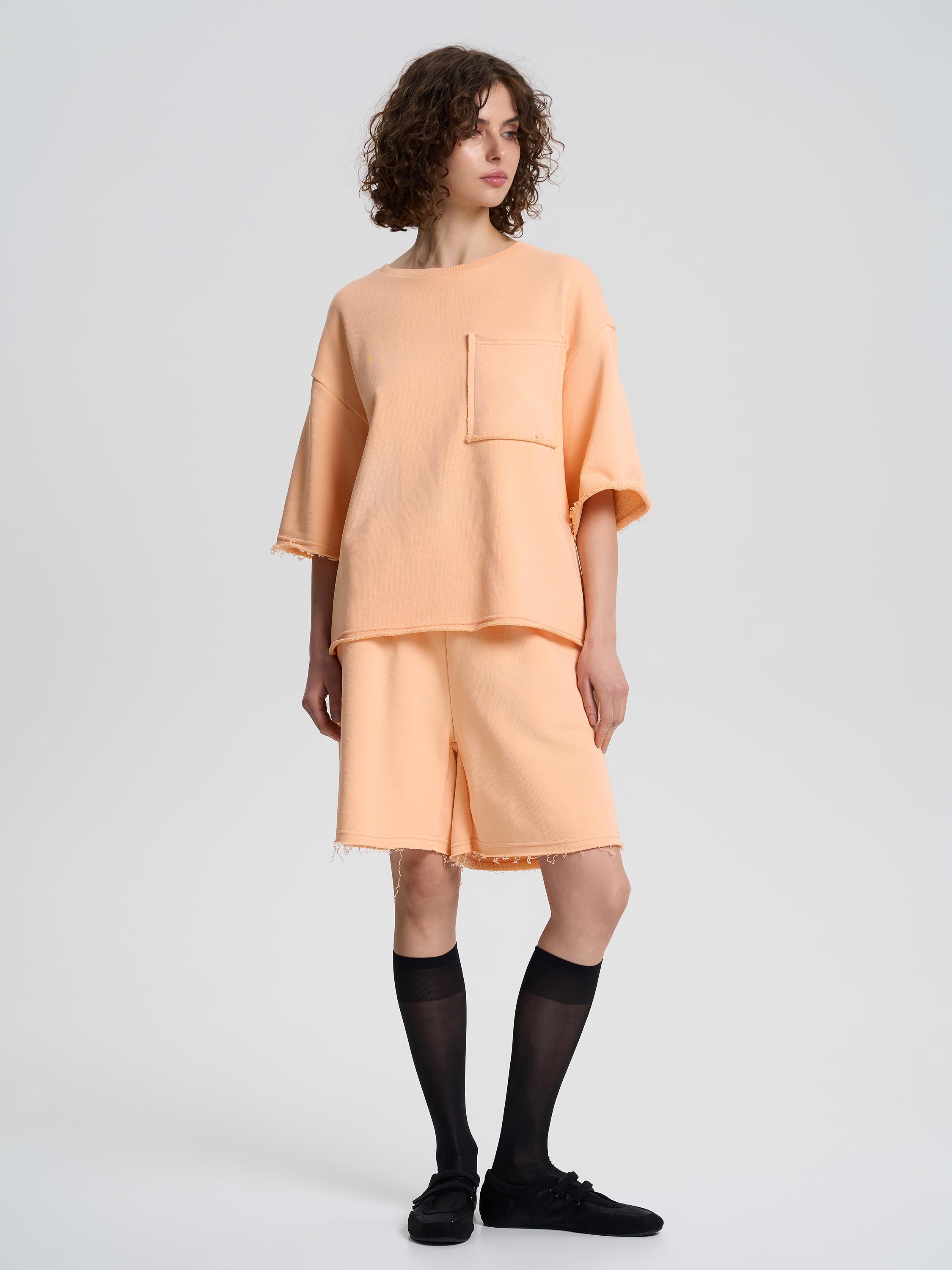 Футболка жіноча щільна з необробленим краєм ROZA 240607 XL Персиковий (4824005717840) - фото 9