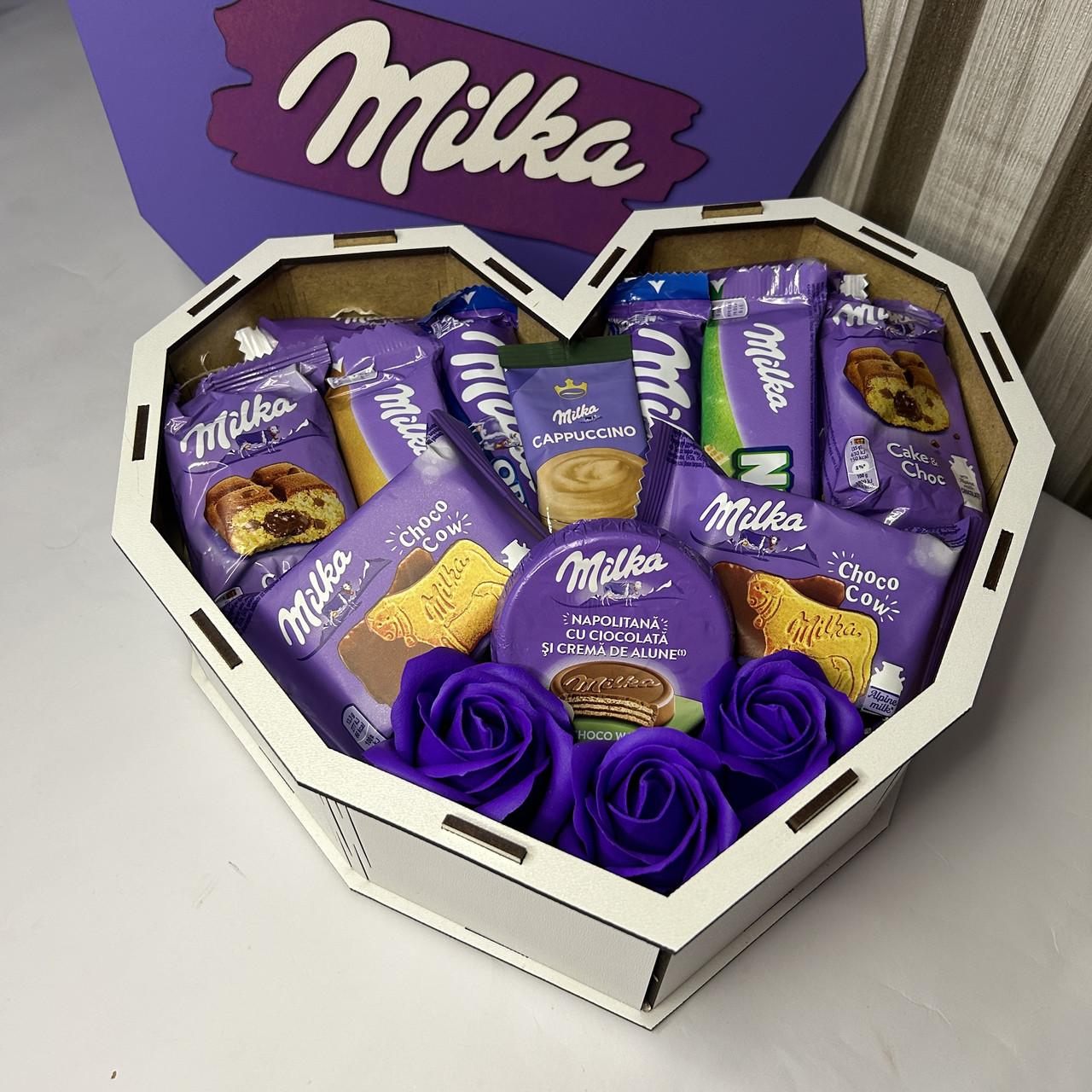 Подарочный бокс Milka в деревянной коробке со сладостями и мыльными розами (2091457648)