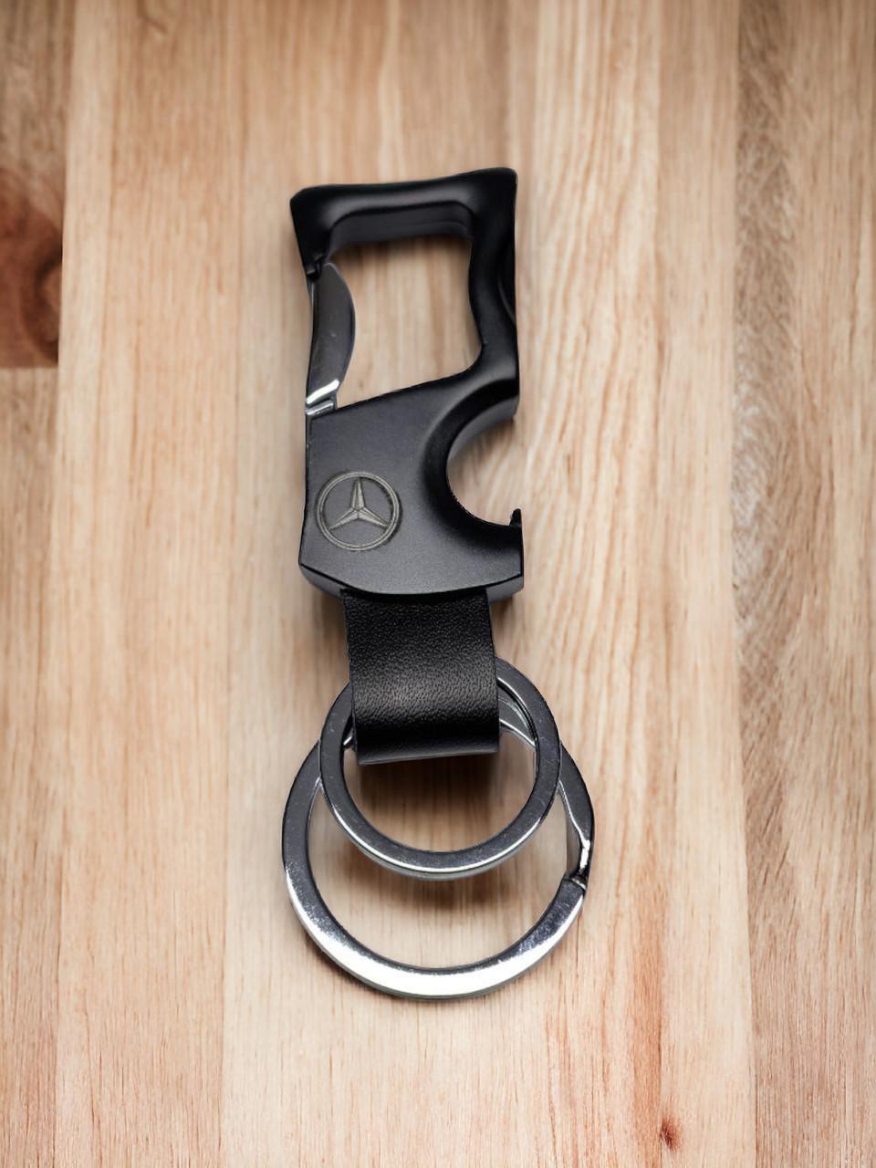 Брелок-открывалка с карабином Mercedes металлический (2228615285)