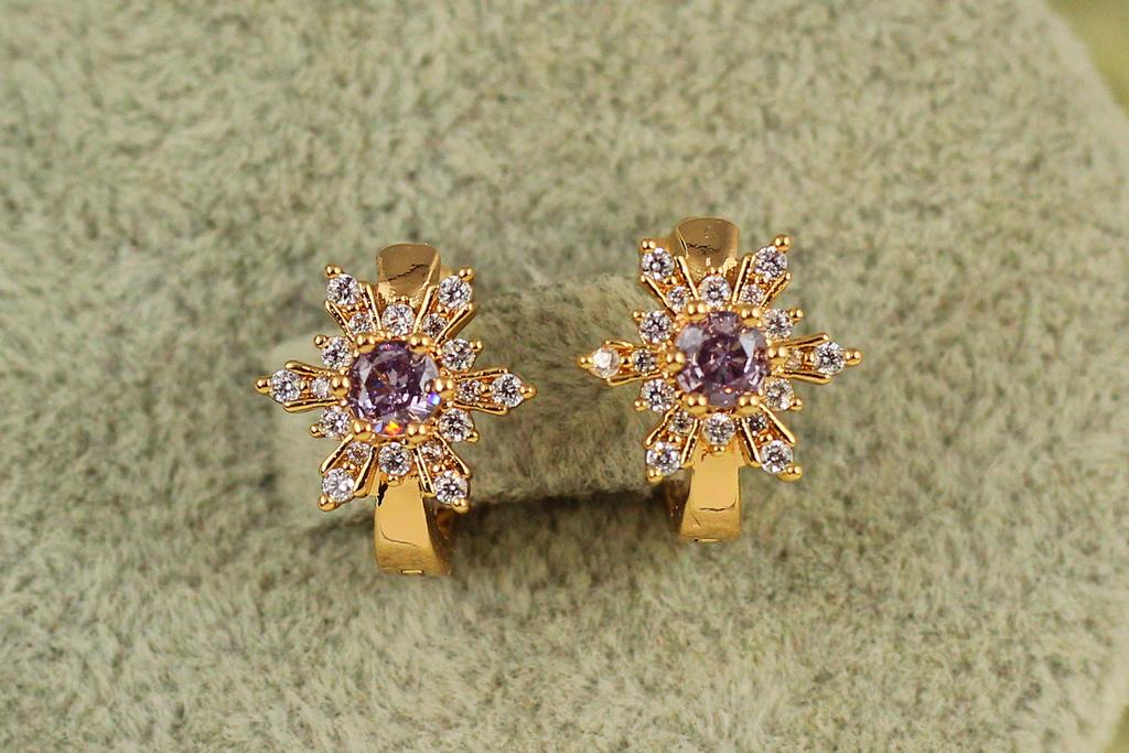 Серьги детские Xuping Jewelry снежинка с фиолетовым камнем 1,2 см Золотистый (31804801)