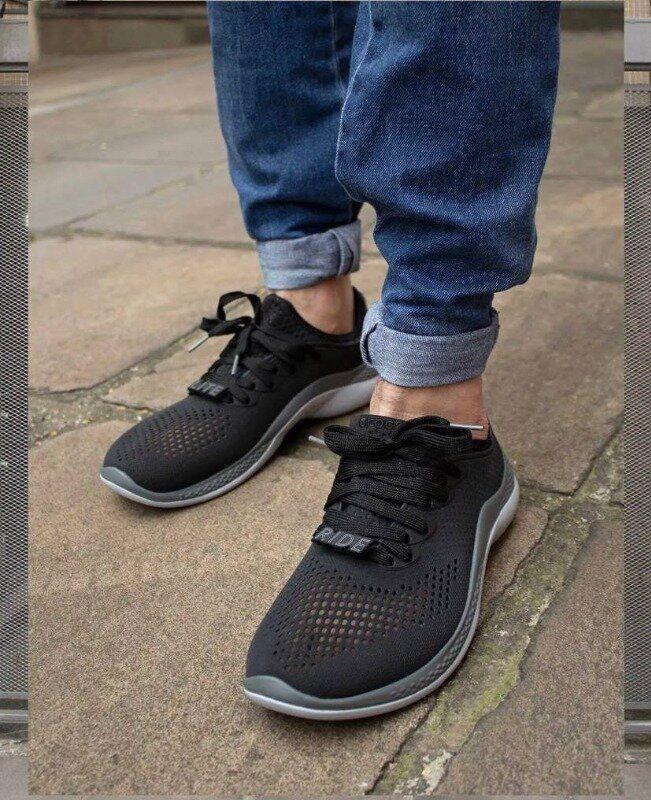 Кросівки Crocs Literide 360 Pacer Slate р. 36-37 Чорний (14036) - фото 4 Кросівки Crocs Literide 360 Pacer Slate р. 36-37 Чорний (14036) - фото 4