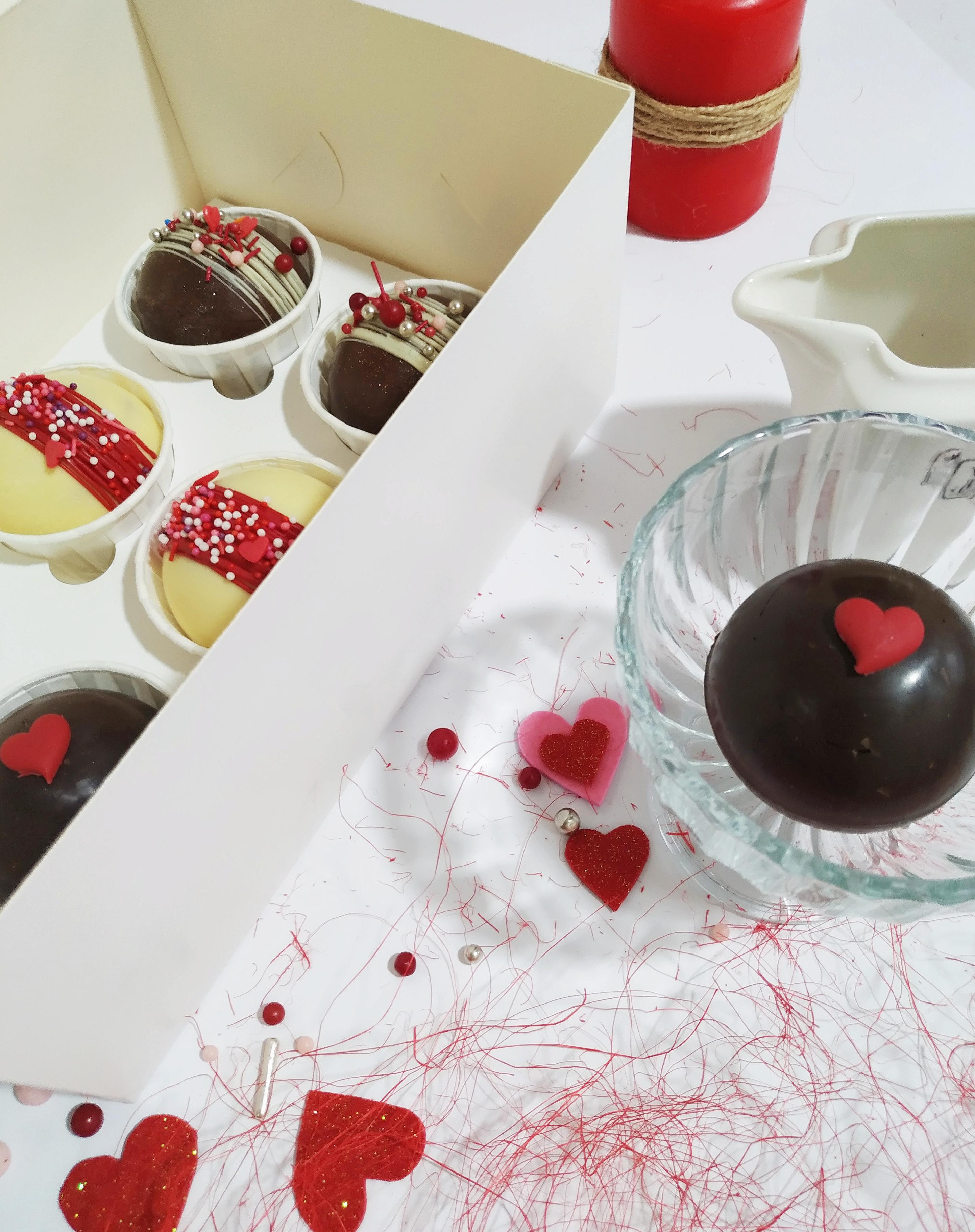 Набор шоколадных бомбочек Mr.Plum Св. Валентина 6 шт. d 5,5 см 240 г - фото 5