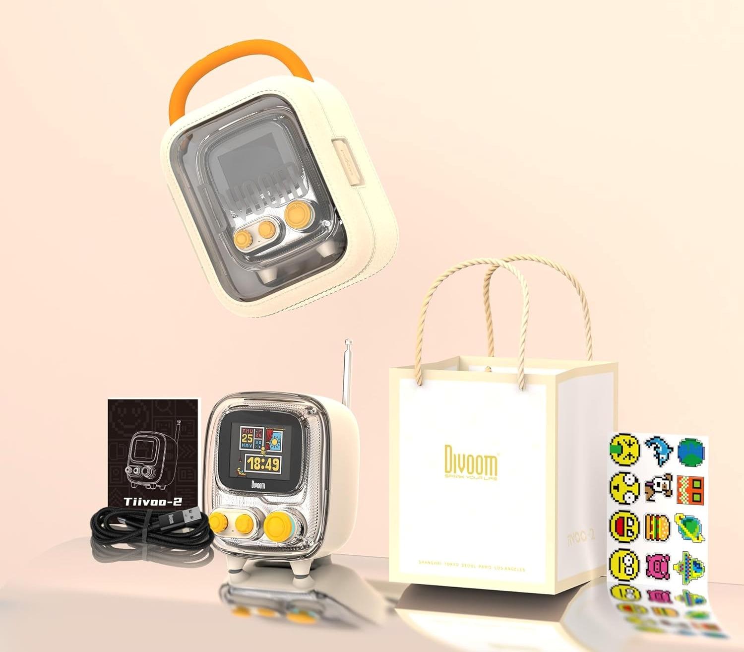 Портативна колонка Divoom Tiivoo-2 FM-радіо/будильником та мультимедійними функціями Бежевий (25812504) - фото 3 Портативна колонка Divoom Tiivoo-2 FM-радіо/будильником та мультимедійними функціями Бежевий (25812504) - фото 3