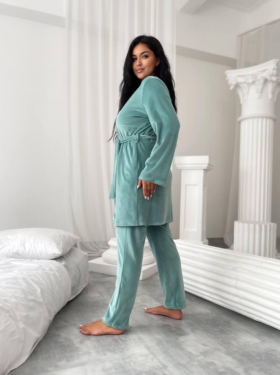 Пижама женская велюровая 1545а тройка р. 42/44 Бирюзовый (20866418) - фото 9 Пижама женская велюровая 1545а тройка р. 42/44 Бирюзовый (20866418) - фото 9