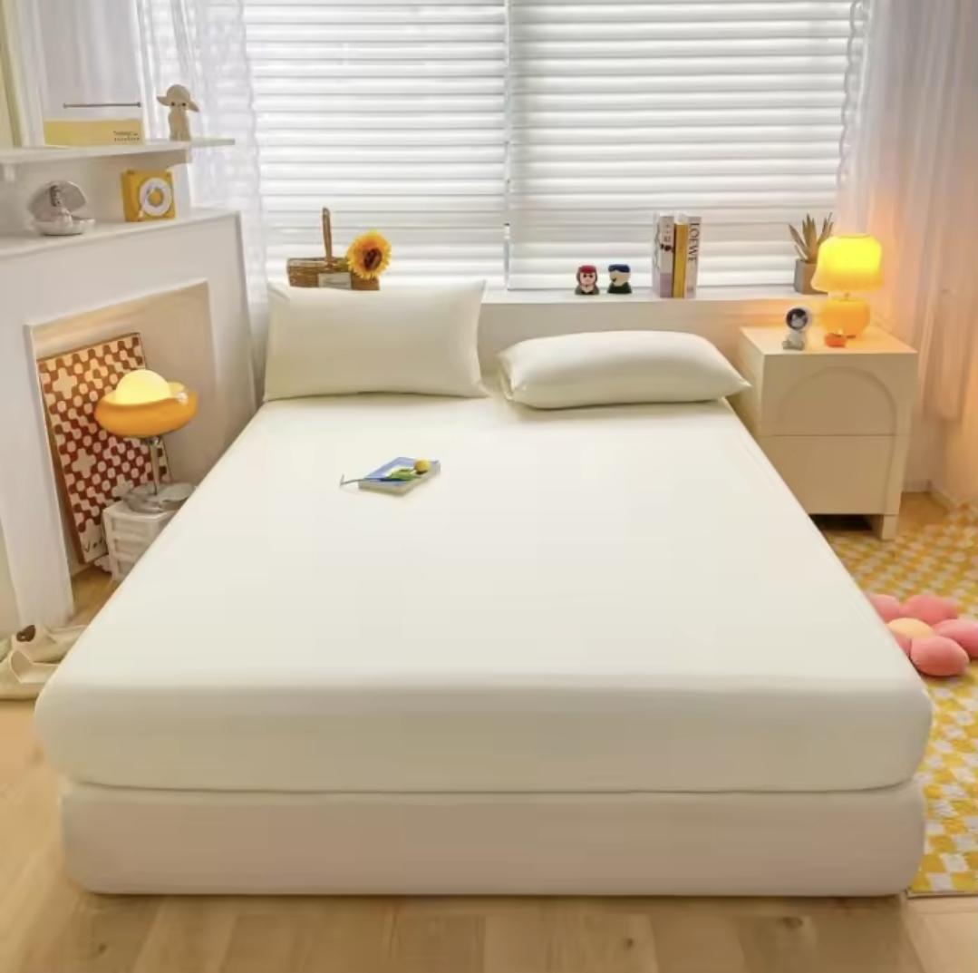 Простынь на резинке Текстилія бязь 200х220 см Молочный (1010215) - фото 1 Простынь на резинке Текстилія бязь 200х220 см Молочный (1010215) - фото 1