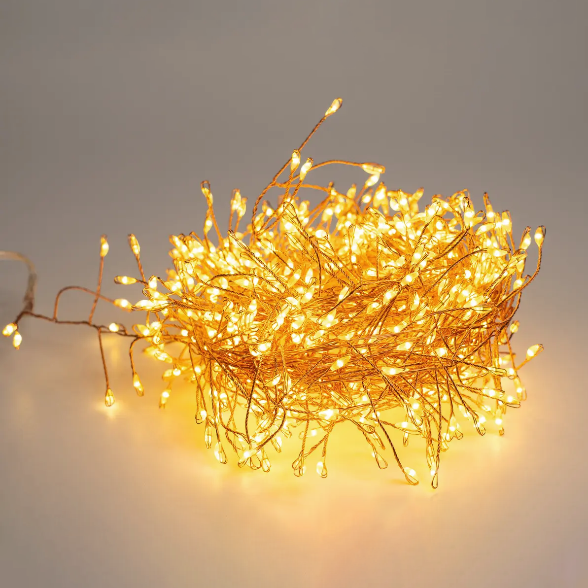Гірлянда-нитка Роса USB мішура з пультом 150LED 3 м Теплий білий (1000-RV340G) Гірлянда-нитка Роса USB мішура з пультом 150LED 3 м Теплий білий (1000-RV340G)