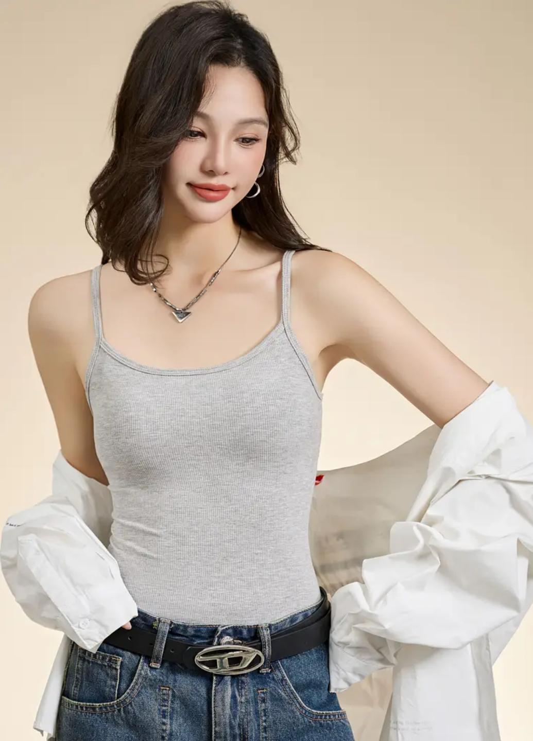 Майка жіноча Comfort Plus в рубчик з поролоновими вкладишами L Сірий (1959-44-04) - фото 4 Майка жіноча Comfort Plus в рубчик з поролоновими вкладишами L Сірий (1959-44-04) - фото 4