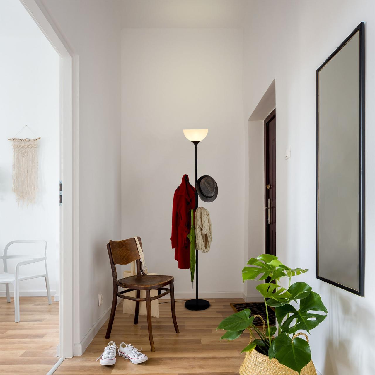 Торшер с вешалкой Relaxdays для прихожей и спальни 100 Вт E27 ножной переключатель длинный кабель 180 см - фото 2 Торшер с вешалкой Relaxdays для прихожей и спальни 100 Вт E27 ножной переключатель длинный кабель 180 см - фото 2