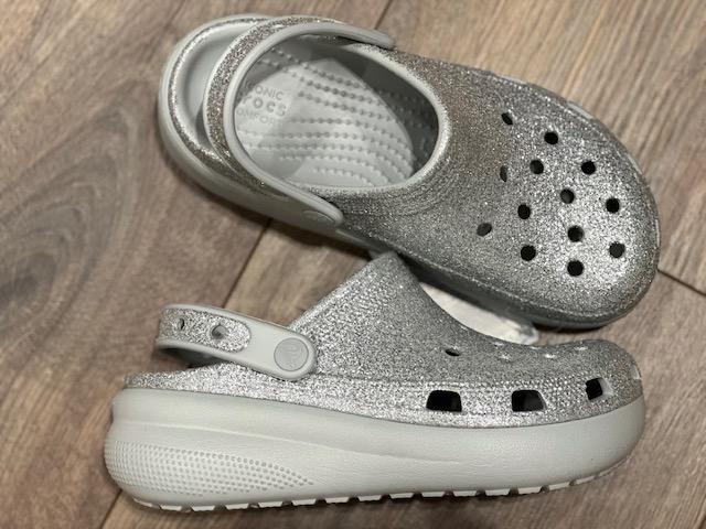 Сабо с блестками Crocs Cutie Crush Glitter р. J3/EUR 34-35 Shimmer (9397691) - фото 7