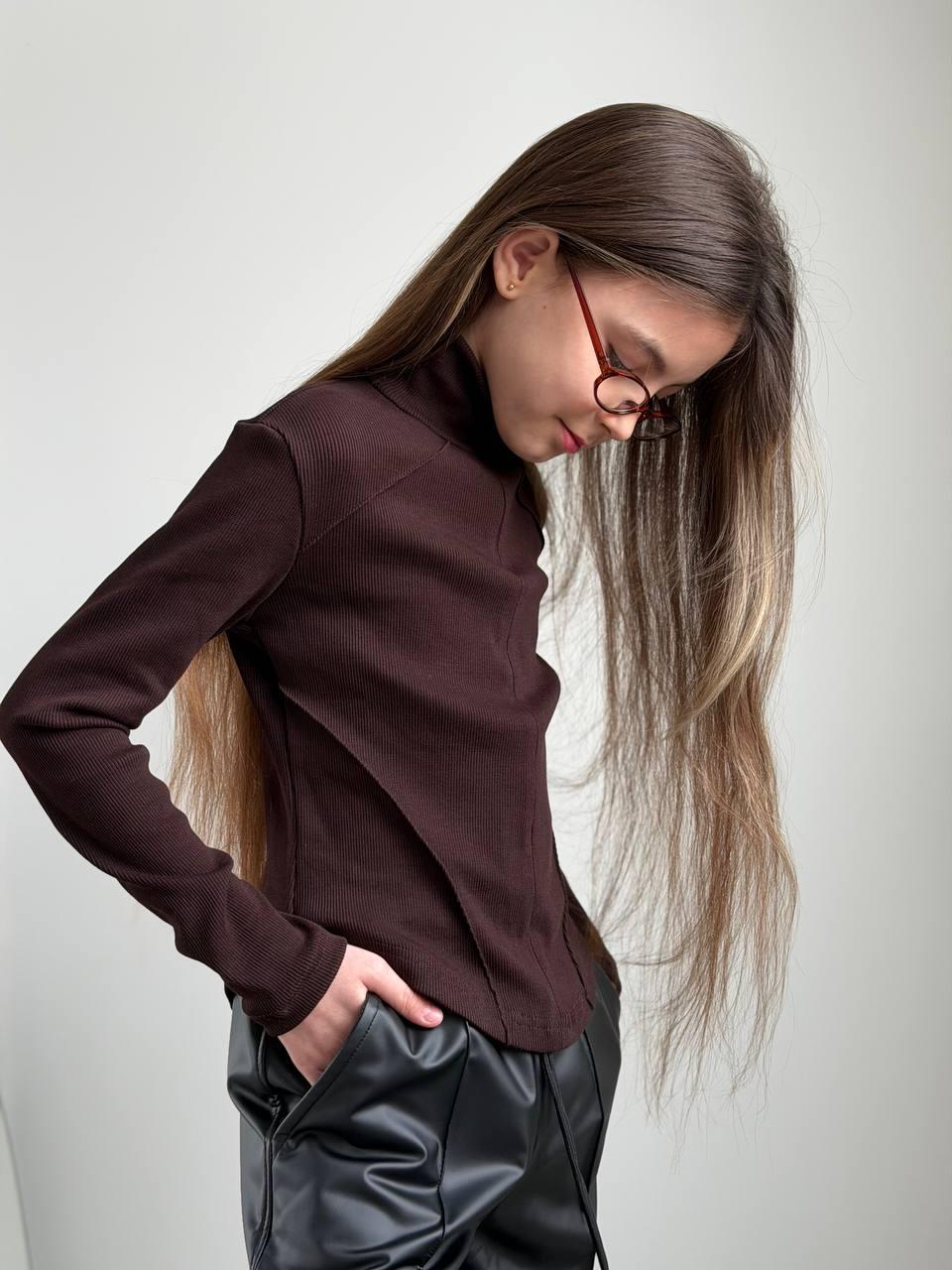 Лонгслив для девочек IRmAS 1336 158 см Шоколадный Лонгслив для девочек IRmAS 1336 158 см Шоколадный