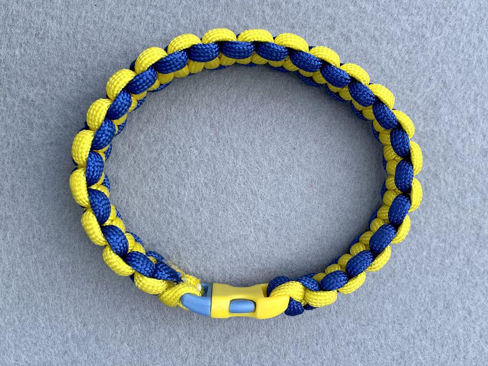 Браслет из парокорда