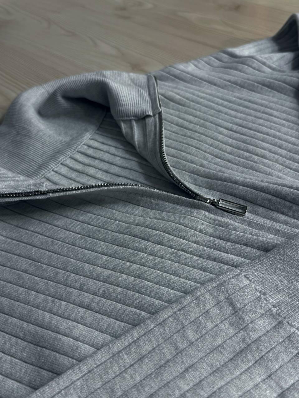 Костюм женский Joy One 376 вязаный в рубчик с кофтой на молнии и брюками палаццо OS Серый (5597) - фото 6 Костюм женский Joy One 376 вязаный в рубчик с кофтой на молнии и брюками палаццо OS Серый (5597) - фото 6