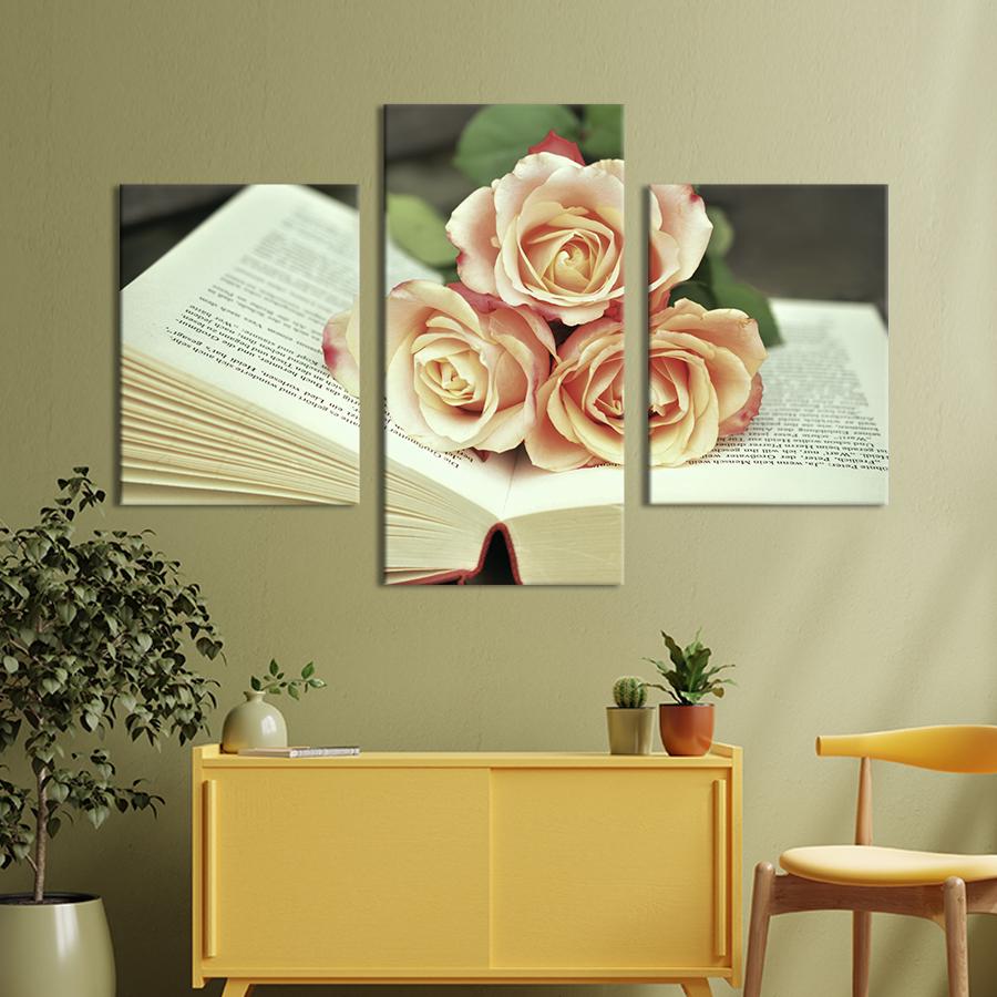 Картина на холсте триптих Бежевые розы на книге 66x40 см (946-32)