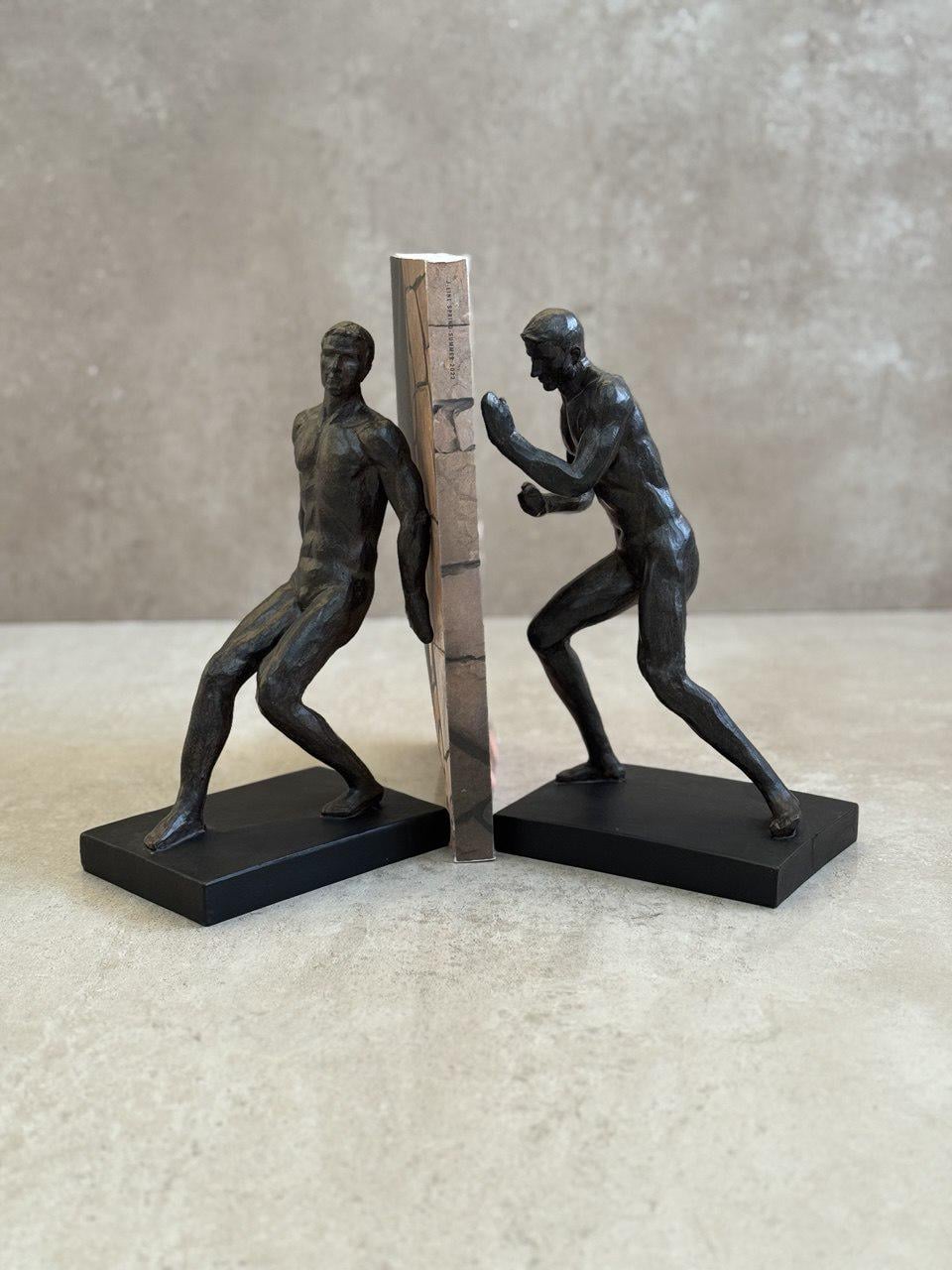 Держатели для книг J-LINE с фигурами борцов атлетов спорт