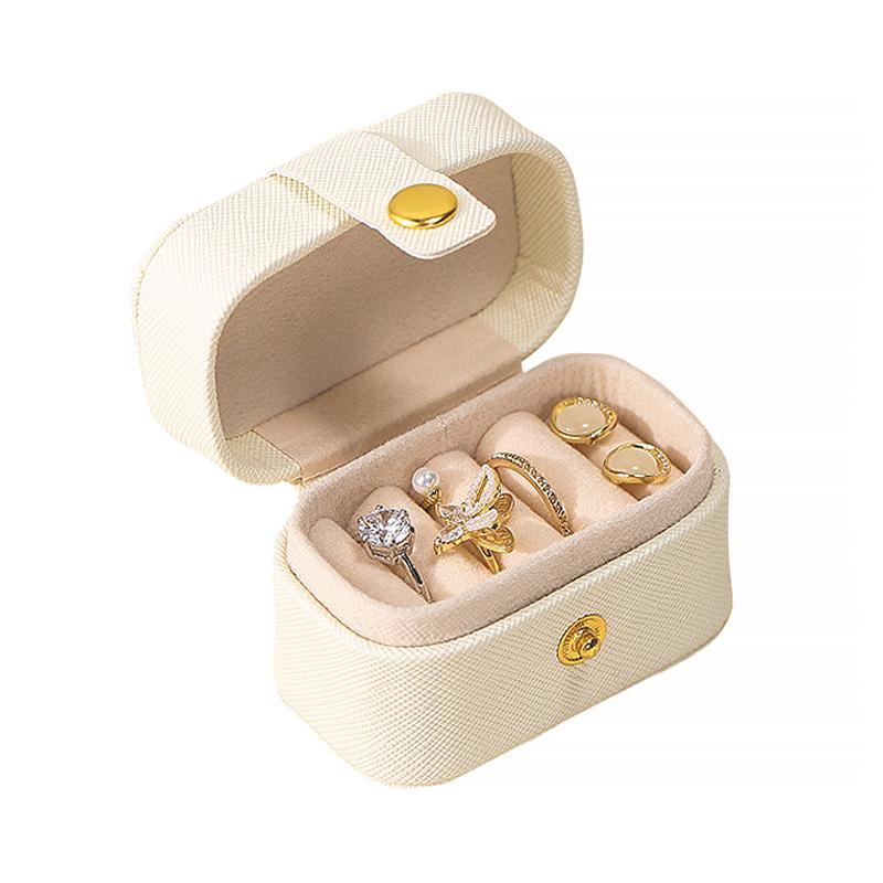 Шкатулка Casegrace SP-01244 для колец и ювелирных изделий портативная компактная 6,6х4х4,7 см White