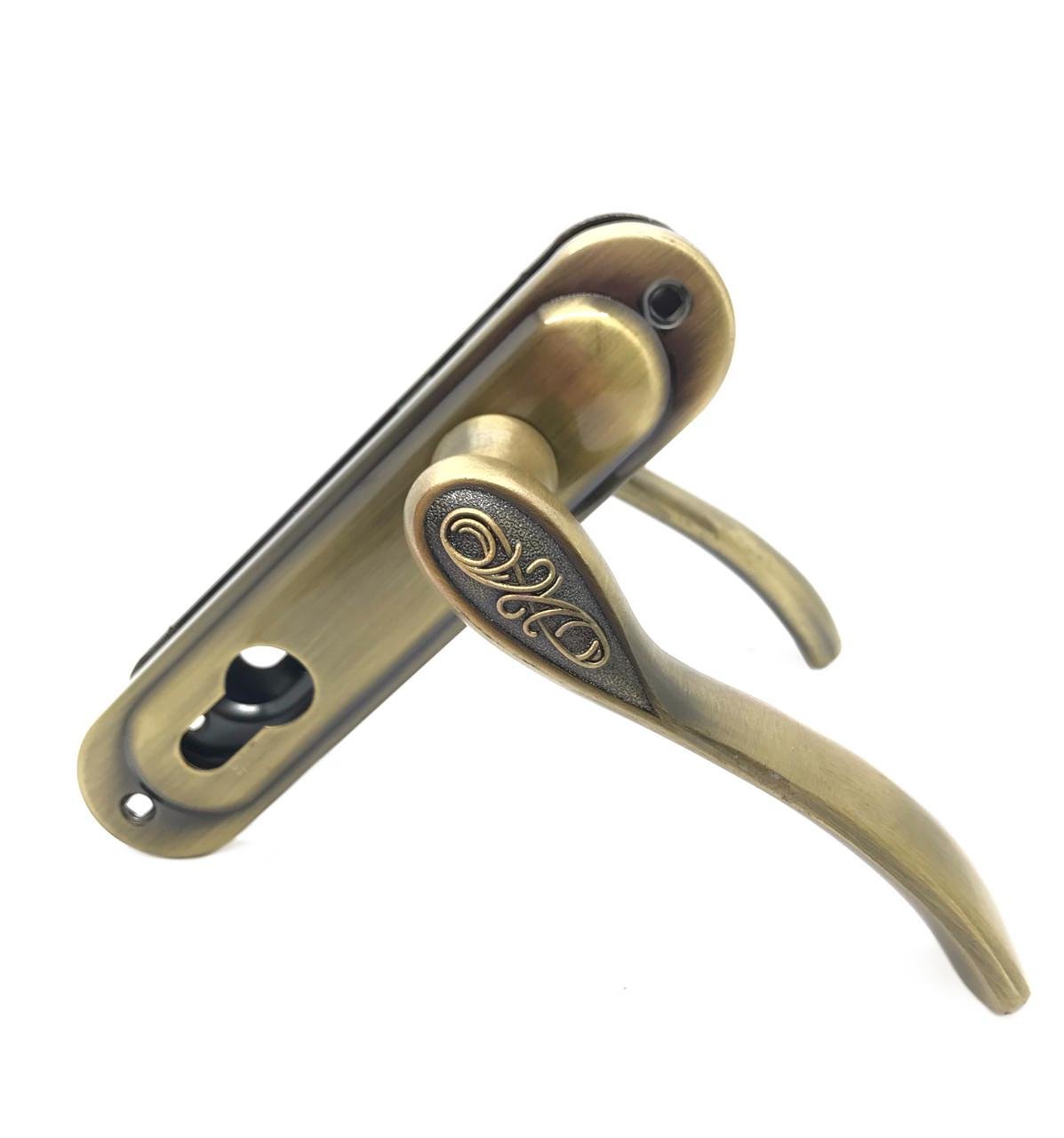 Межкомнатная дверная ручка UNILOCK 62001 AB 62 мм