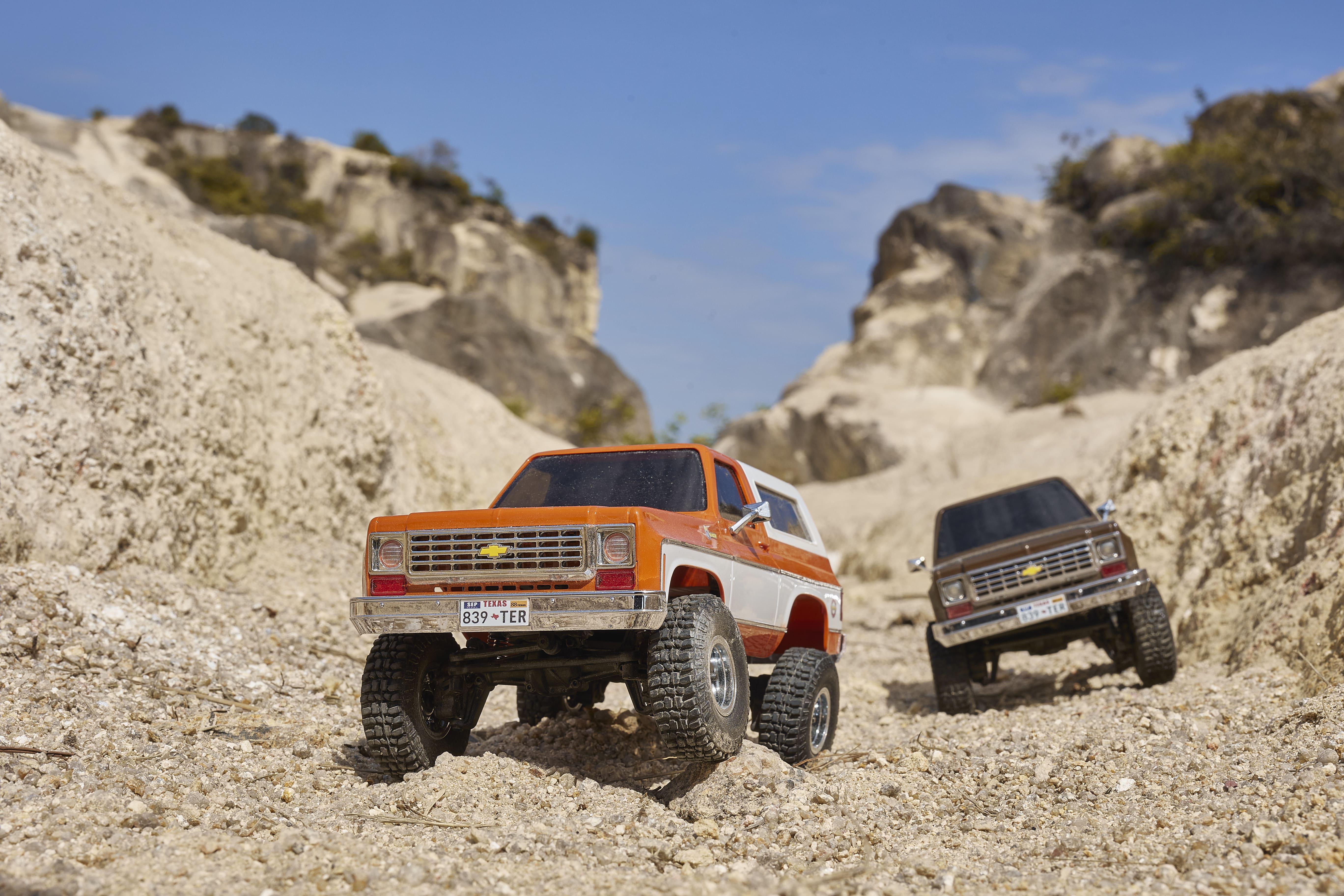 Машинка на радиоуправлении FMS 1:24 FCX24 K5 BLAZE RTR Brown - фото 21 Машинка на радиоуправлении FMS 1:24 FCX24 K5 BLAZE RTR Brown - фото 21