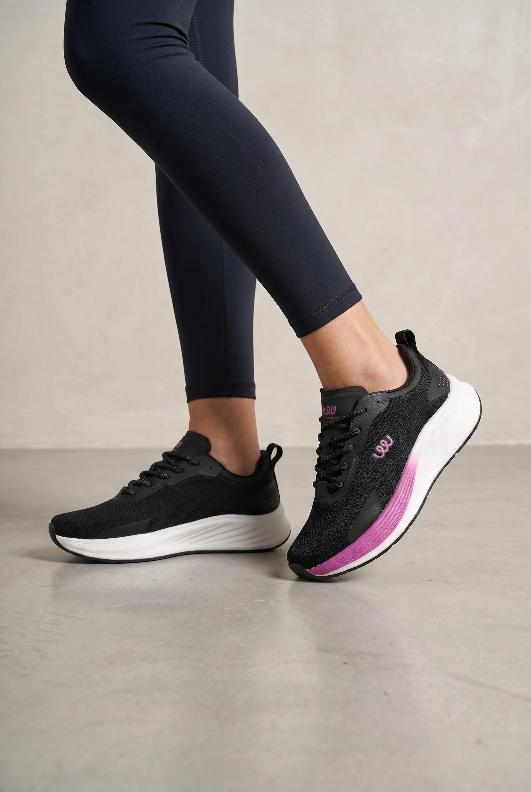 Кроссовки женские Where Uwear 350914 р. 39 Черный (350914_39)